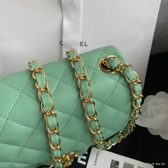 First Bag Ru CHANEL FLAP 17CM BAG 0607